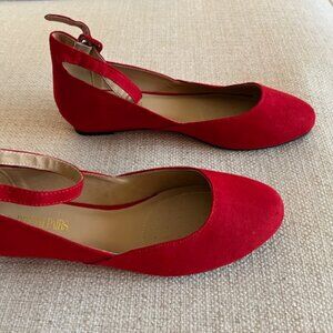 Dreampairs Red shoes (size 9.5)